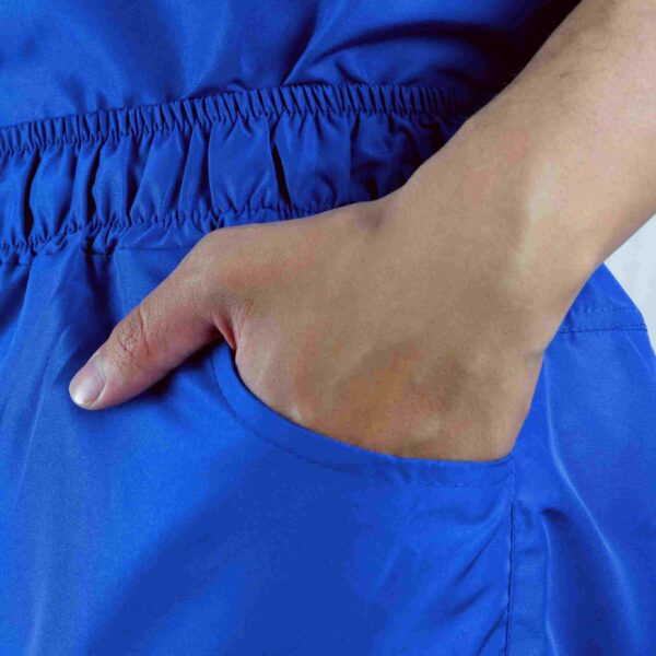 Uniforme Antifluido para hombre azul rey